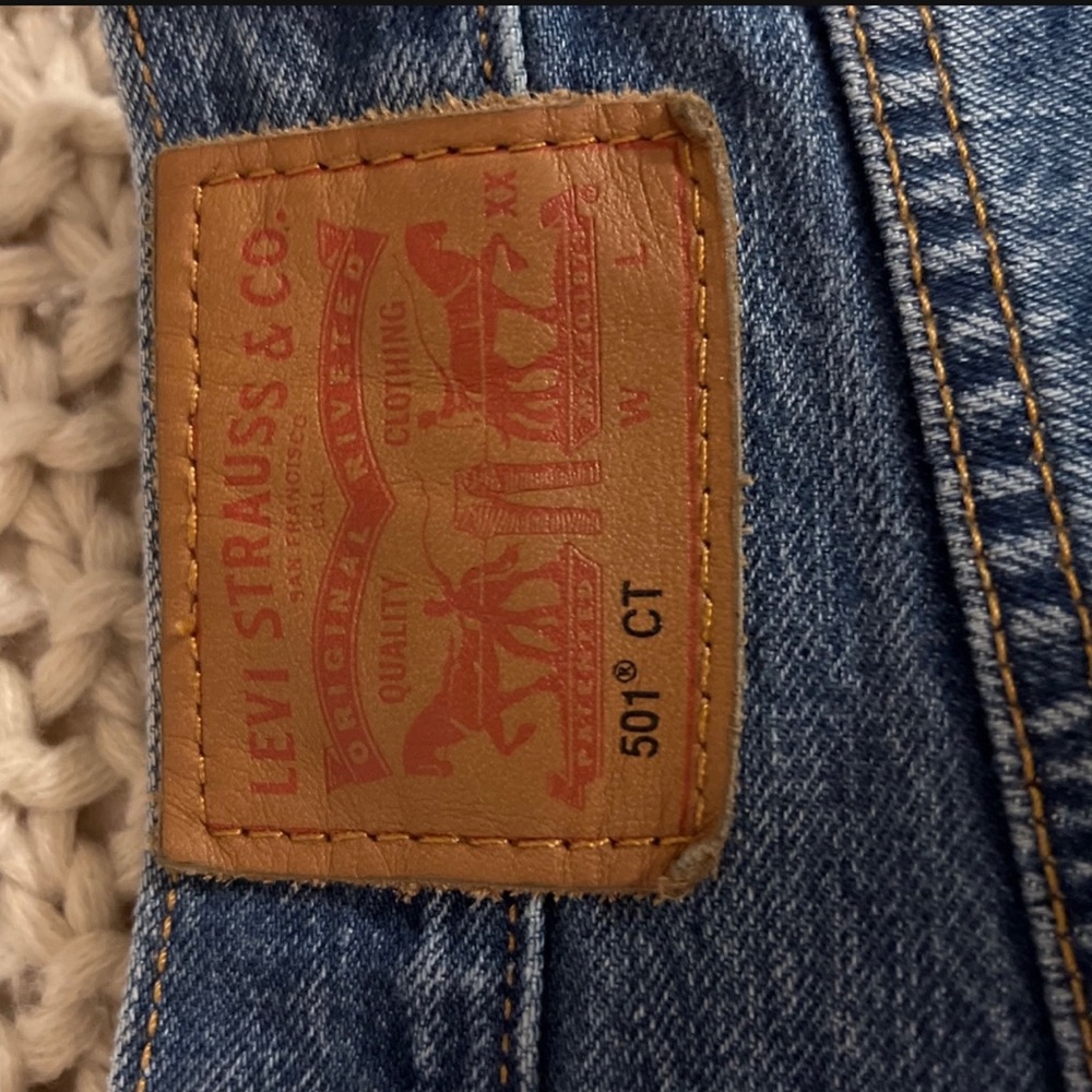 Womens Levi Jeans